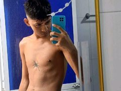 BabyBluex19 from ImLive