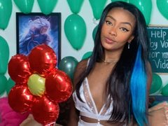 HannaBennett - female with black hair and  small tits webcam at ImLive