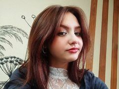 BambiVice - female with brown hair and  big tits webcam at LiveJasmin