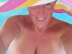 BBWgoDDDess from ImLive