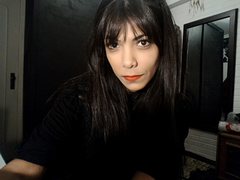 BEETLEJUICE - female with black hair webcam at ImLive