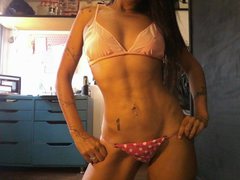 BEETLEJUICE - female with black hair webcam at ImLive