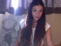 BEETLEJUICE - female with black hair webcam at ImLive