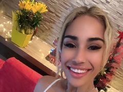 BellaBlisss - female webcam at ImLive