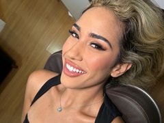 BellaBlisss - female webcam at ImLive