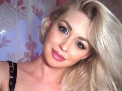 Bellatorrn - blond female webcam at ImLive