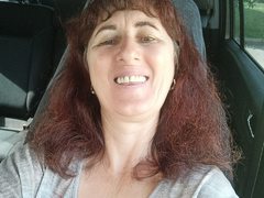 BellisimaAh - female with red hair and  small tits webcam at ImLive