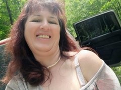 BellisimaAh - female with red hair and  small tits webcam at ImLive