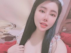 bellarose - female with black hair and  big tits webcam at ImLive