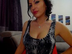 BlueAbbyy - female with brown hair and  big tits webcam at ImLive