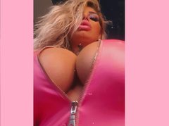 CrazyMiss - blond female with  big tits webcam at ImLive