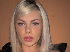 BonnieBluee - blond female with  big tits webcam at ImLive