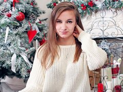 BonnieJoon - female with brown hair webcam at LiveJasmin