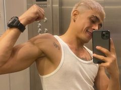 brunhocute from LiveJasmin