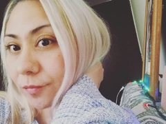 BunnyFlesh - female with black hair and  small tits webcam at ImLive