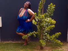 bustylonaxxx44Play - female with black hair and  big tits webcam at ImLive