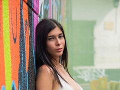 CamilaRussu - female with brown hair and  big tits webcam at LiveJasmin