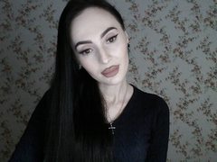 CandyJeannee - female with black hair webcam at ImLive