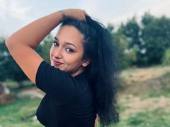 CassiaTrace - female with brown hair and  big tits webcam at ImLive