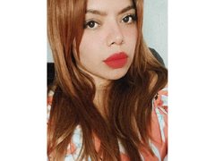 Cata19x - female with brown hair and  small tits webcam at ImLive