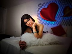CatalinaCastro from xLoveCam