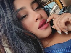 Catalina_Petite from ImLive