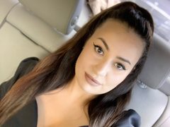 CellineStar - female with brown hair and  small tits webcam at ImLive