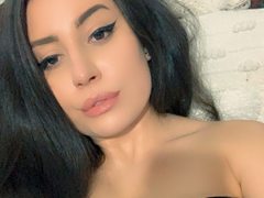 CellineStar - female with brown hair and  small tits webcam at ImLive