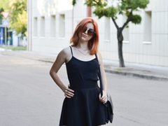 CerryCaramel - female with brown hair and  small tits webcam at ImLive