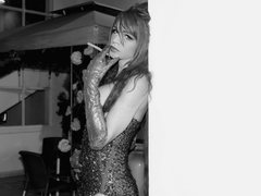 LauraCHANNEL - shemale with red hair and  big tits webcam at LiveJasmin