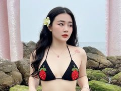 ChiBy69Fun from ImLive