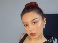 ChloeWintersx - female with red hair webcam at ImLive