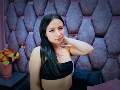 Chloe_Gibson_ - female with red hair webcam at ImLive