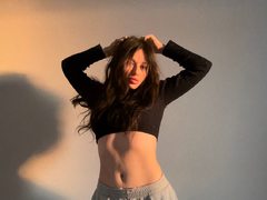 charming_peach - female with black hair and  big tits webcam at ImLive