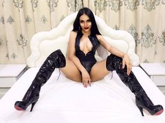 cindythaicock - shemale with red hair webcam at LiveJasmin