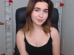 ClaraGreen - blond female webcam at LiveJasmin