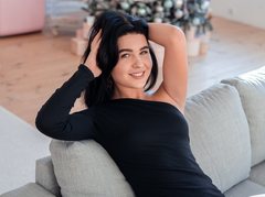 ClaraGreen from LiveJasmin