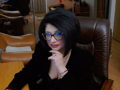 CuteKittyforLove - female with brown hair webcam at xLoveCam