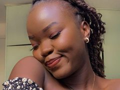 CocoCurves - female with black hair and  big tits webcam at xLoveCam
