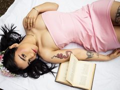 Connie4 - female with black hair and  big tits webcam at ImLive