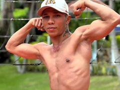 Crazy_boy999 - male webcam at ImLive