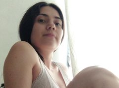 Cristal_Walker - female with brown hair and  small tits webcam at ImLive