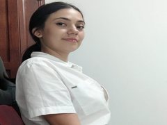 Cristal_Walker - female with brown hair and  small tits webcam at ImLive