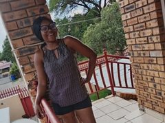 CrystalMelaninZAA - female webcam at ImLive