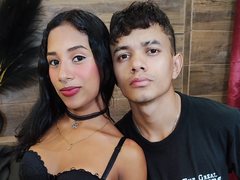 CrisandMery - couple webcam at LiveJasmin