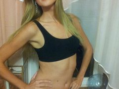 CutenSweetLadyD - blond female with  small tits webcam at ImLive
