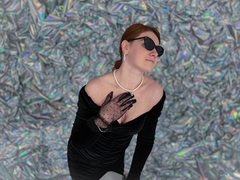 CutieChloeHot1 - female with red hair and  small tits webcam at ImLive