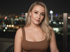 curvywildladyy30 from ImLive