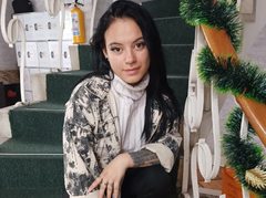 Dahyana_Klymt from ImLive