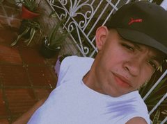 Dantehottx226 from ImLive